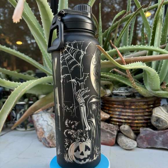 “Spooky Mama” Engraved Halloween 40oz Tumbler - Picture 3 of 10
